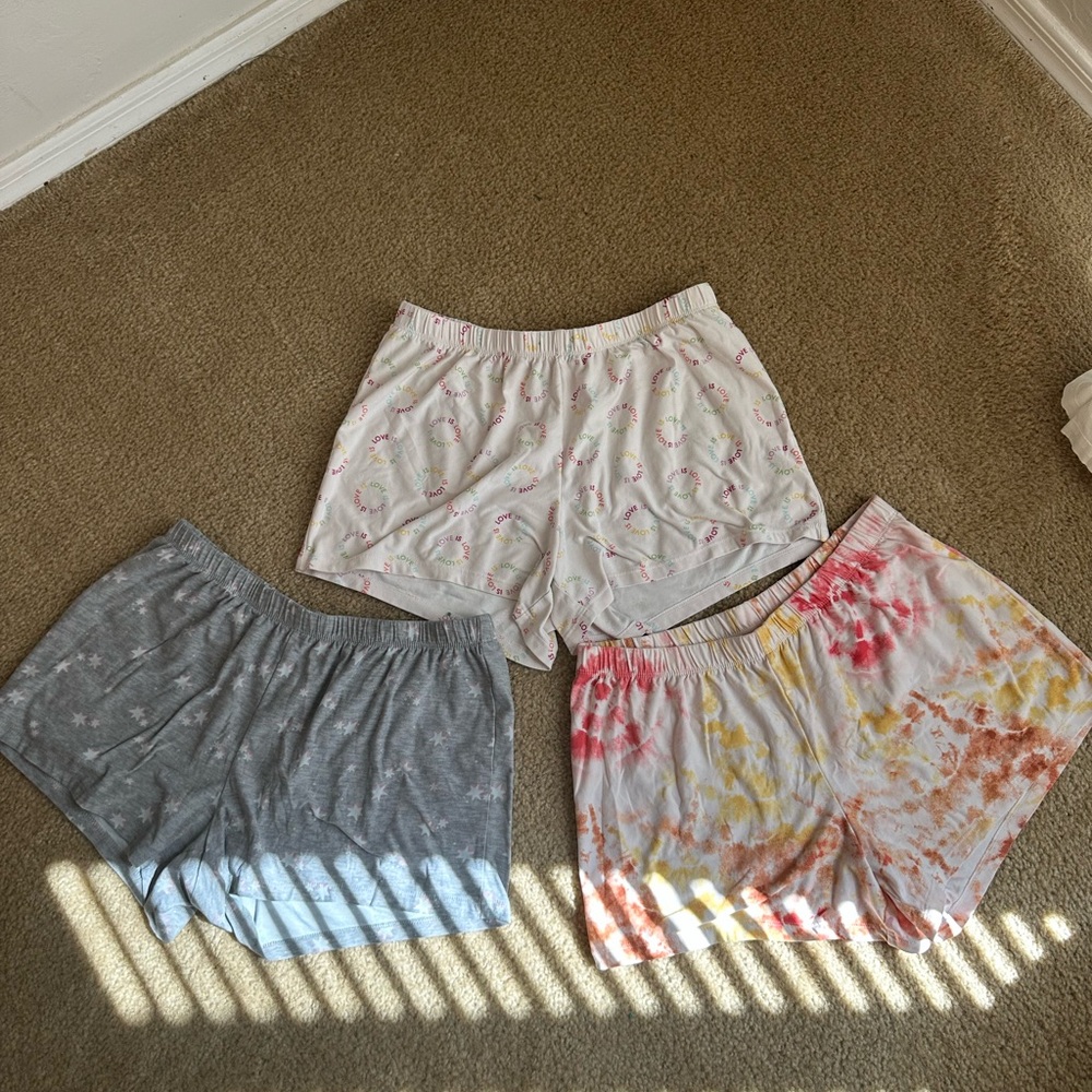 SO Intimates Light Gray/Tie Die/Patterned Soft Sleep Shorts